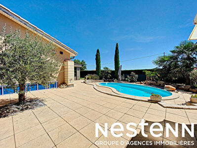 Villa Contemporaine 3 Chs, Double Garage, Piscine - 71570 LA CHAPELLE DE GUINCHAY