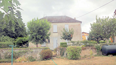 MAISON DE BOURG MONBAZILLAC - 6 pieces - 184,42 m2