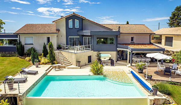 MAISON CONTEMPORAINE MONBAZILLAC - 6 pieces - 152 m2