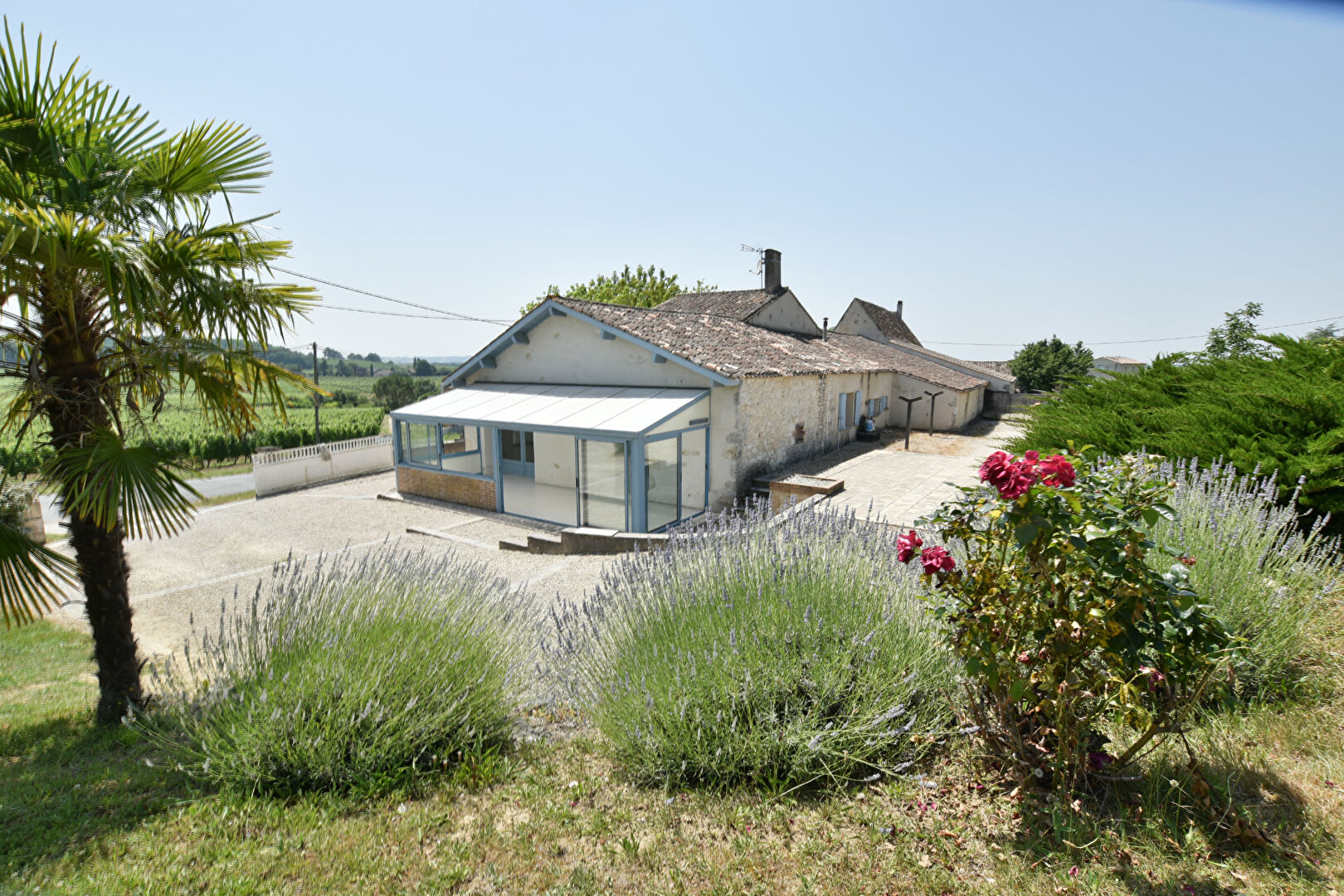 photos n°1 Belle longère avec une vue magnifique au Sud de Bergerac !