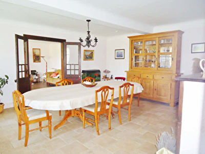 MAISON DE CAMPAGNE PONT SAINT MAMET - 8 pieces - 327 m2