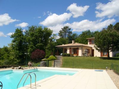Maison 5 Chambres de 200m2 a l'ouest de Bergerac.