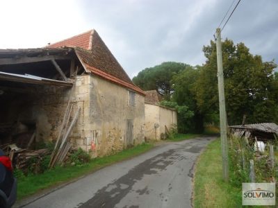 Ancienne ferme a restaurer