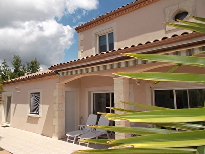 Maison 4ch + studio - Piscine