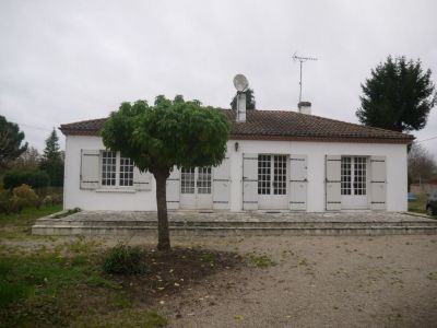 A 10 KM A L'OUEST DE BERGERAC