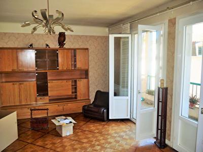Centre ville de Bergerac pour cet appartement T4.