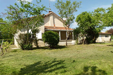 Maison sur Prigonrieux avec beaucoup de potentiel !