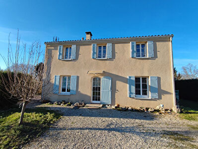 Belle maison vie de plain pied a quelques minutes de La Force !