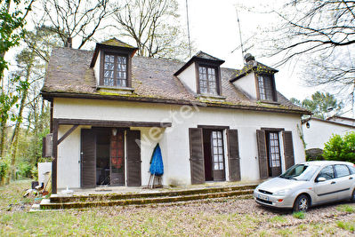 Maison a renover sur Prigonrieux, gros potentiel, secteur boise