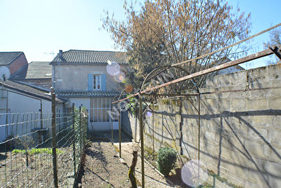 Maison a Gardonne avec jardinet !