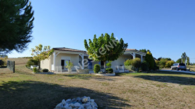 Plain pied contemporain de 123 m2.