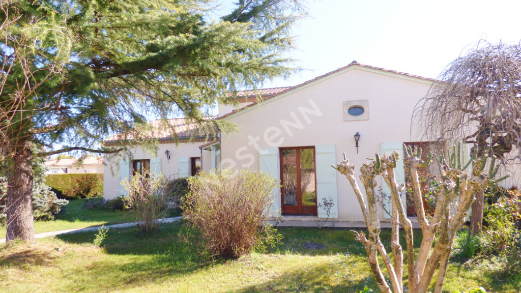 Jolie Maison De Plain Pied A 5 Minutes Du Centre Ville De Bergerac