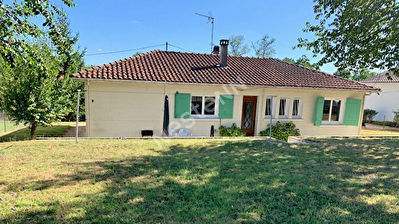 Maison a l'Est de Bergerac.