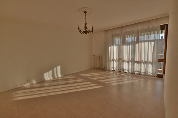 Appartement en centre-ville avec ascenseur !