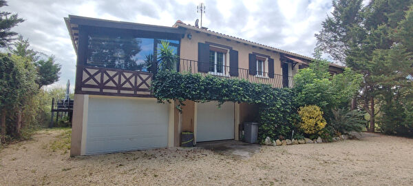 Belle maison familiales a 10 minutes de Bergerac !