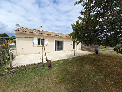 Maison de plain pied au Fleix !