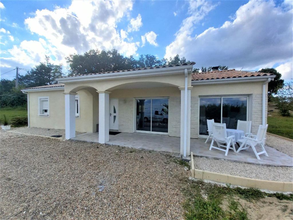 Maison de plain pied a 20 minutes de Bergerac.