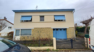 Maison a Bergerac 5 pieces de 90 m2 habitable environ avec 3 chambres !
