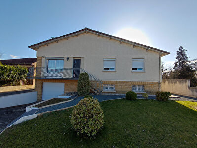 Maison sur Prigonrieux 4 chambres commerces a pieds !