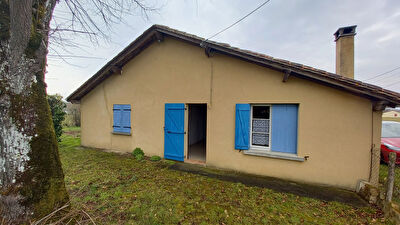 Maison de plain pied et son terrain de + de 6 000 m2 !