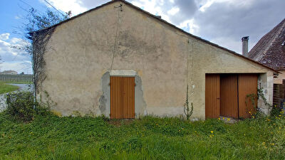 Ensemble immobilier a proximite de Sigoules !