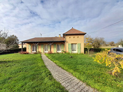 Maison de plain pied T4 a 10 kms a l'ouest de Bergerac !