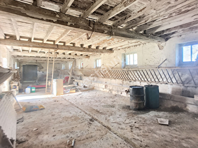 Grange a renover nord de Blois
