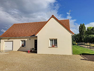 BEAU PAVILLON DE PLAIN - PIED MONT PRES CHAMBORD 130 M2