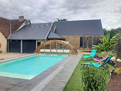 Maison de caractere au porte de Vineuil 5 pieces 165 m2