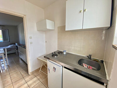 T1 CENTRE VINEUIL - 28 m2