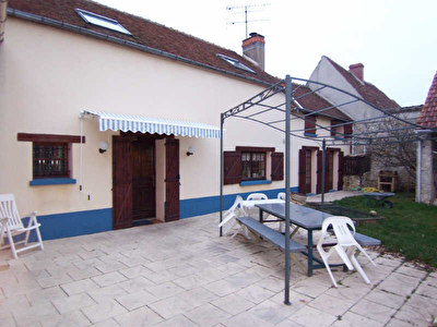LONGERE BEAUNE LA ROLANDE - 6 pieces - 125 m2