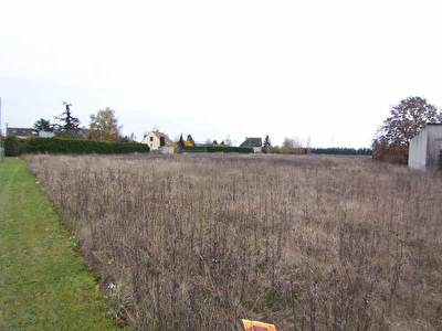TERRAIN A BATIR BOYNES - 1200 m2