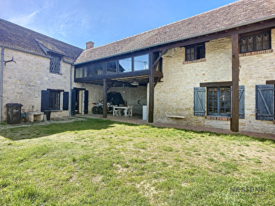 Maison secteur de Puiseaux - 300 m2 habitables environ 10 pieces