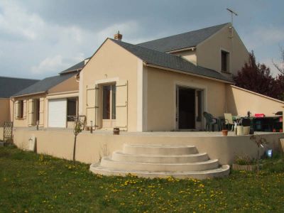 MAISON DE BOURG PROCHE ETAMPES - 10 pieces - 260 m2