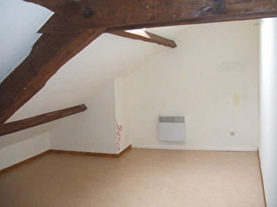 APPARTEMENT BEAUNE LA ROLANDE - 5 pieces - 107 m2