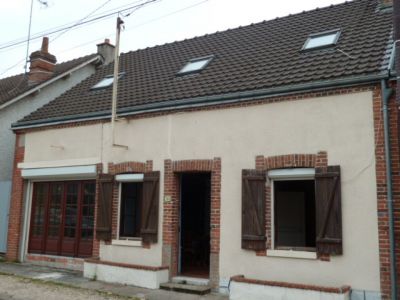 Maison Bellegarde 6 pieces 120 m2