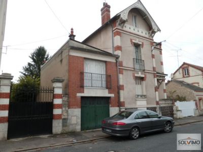 Maison Montargis 8 pieces 215 m2