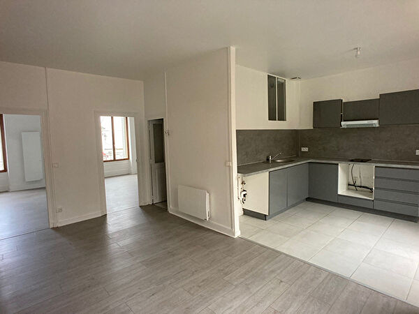 Appartement type F3 totalement renove