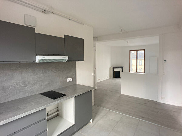 Appartement de type F3 Entierement renove.
