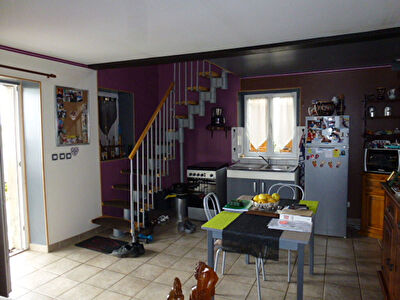 Maison Dampierre En Burly 5 pieces 90 m2