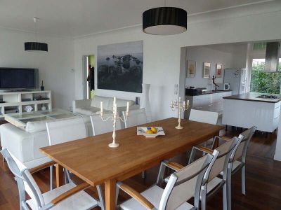 MAISON CONTEMPORAINE 8 pieces SAUBION