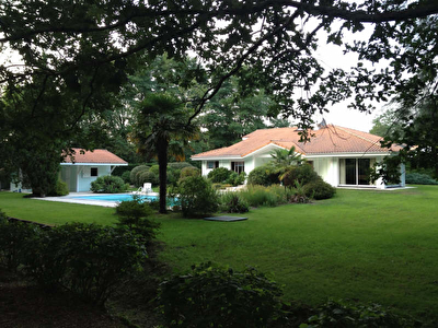 VILLA standing SOUSTONS