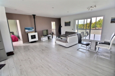 Maison 6 pieces 130m2 divisee en deux appartements
