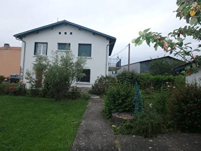 Maison Secteur St Girons avec jardin