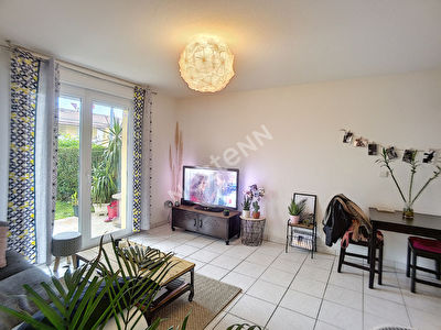 APPARTEMENT CAZERES avec jardin - 2 pieces - 59m2