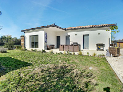 A vendre maison recente 3 chambres secteur Boussens