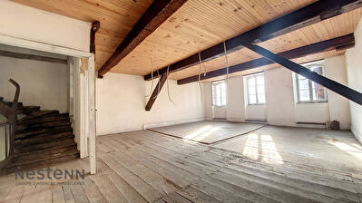 Maison a renover avec potentiel de six appartements secteur Boussens