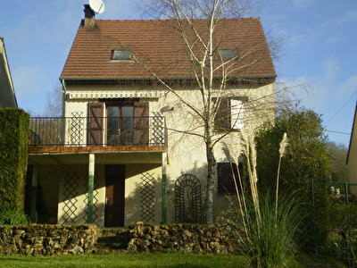 PAVILLON MONTREUIL AUX LIONS - 5 pieces - 90 m2
