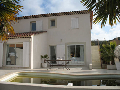 MAISON ENSUES LA REDONNE - 5 pieces - 115 m2