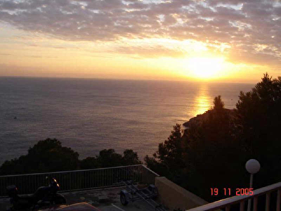 APPARTEMENT ENSUES LA REDONNE - 3 pieces - 55 m2